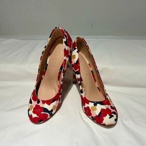 Kelly & Katie floral high heels Size 9